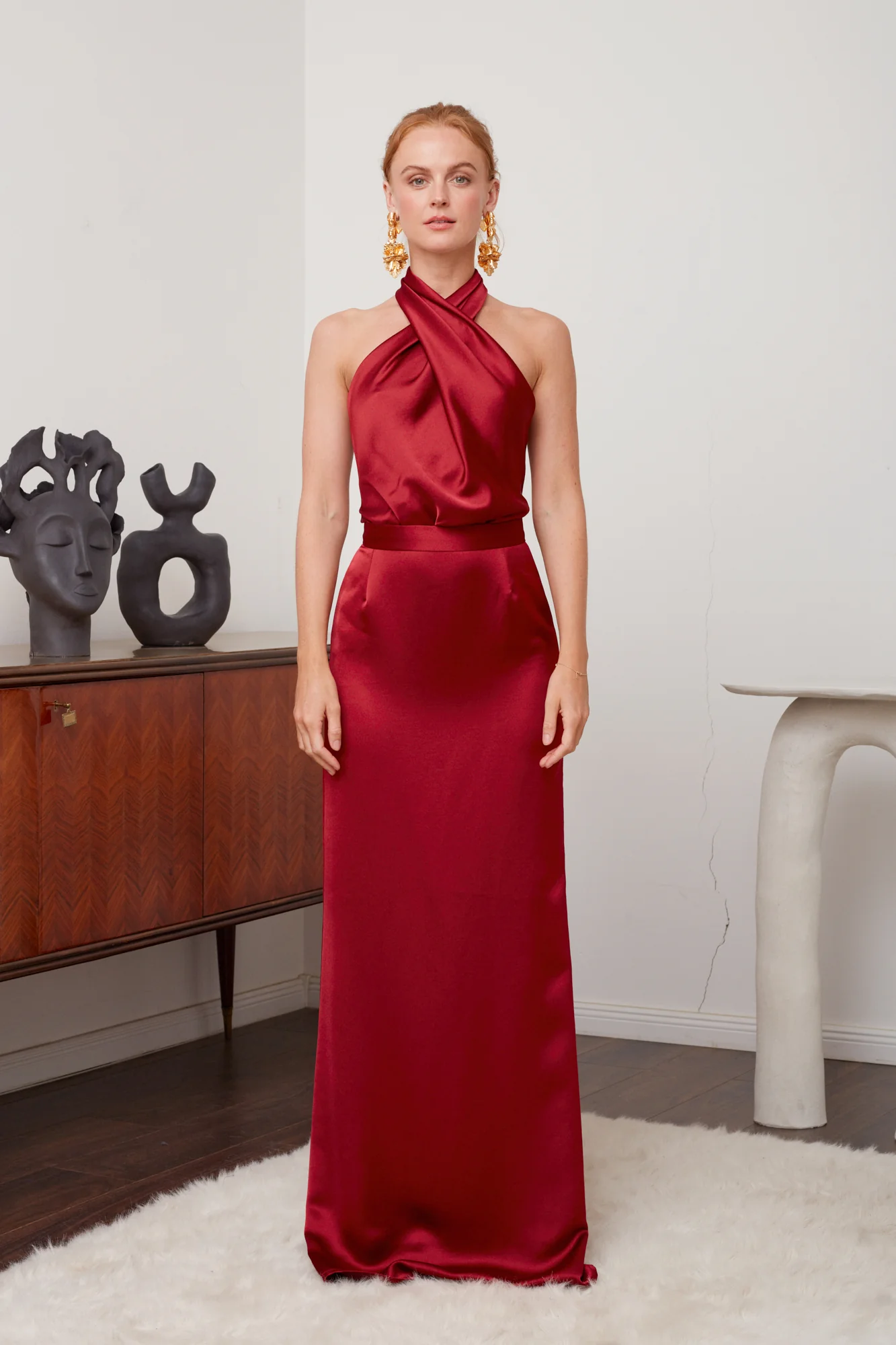 ALIUR Deep Red Maxi Evening Dress With X Neck - Image 6