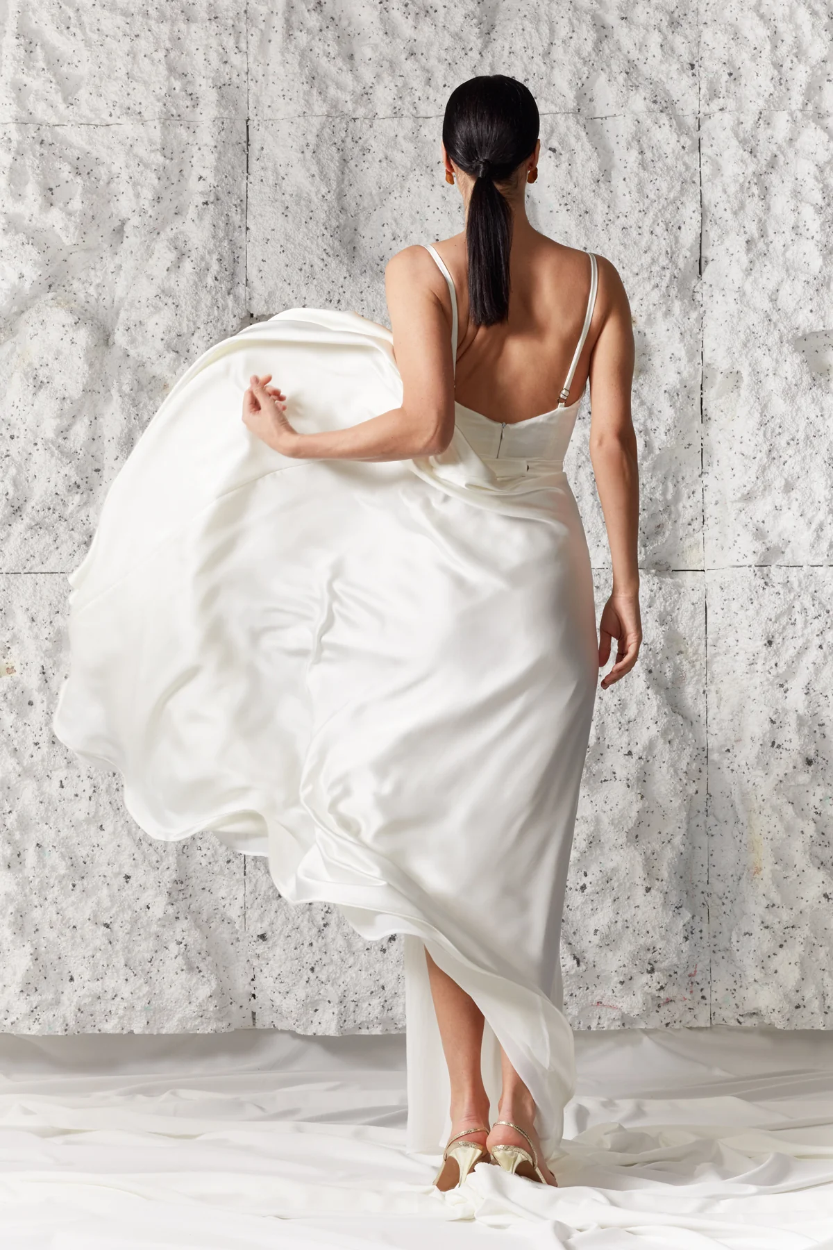ALODIE white maxi wedding dress - Image 3
