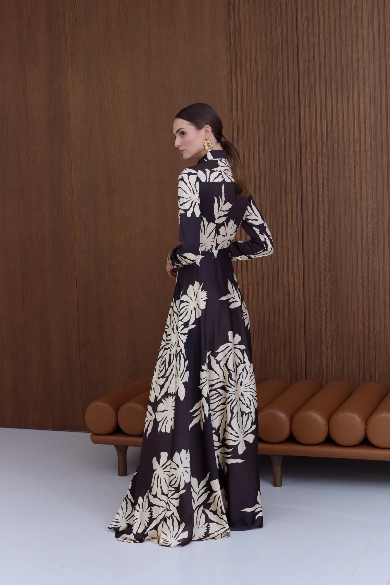 AZURA Flowing Floral Maxi Shirt Dress - Image 5