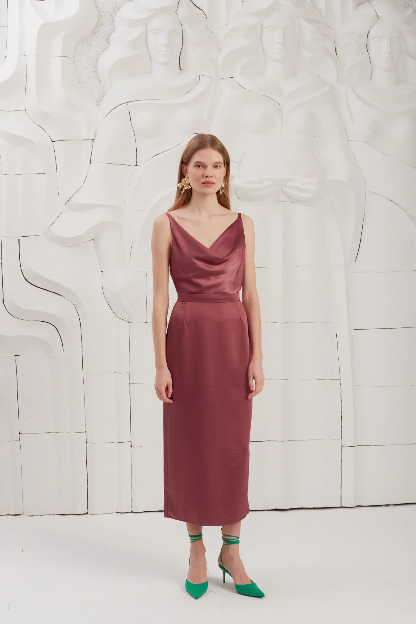 KAMEA brick red backless cocktail dress - Image 8