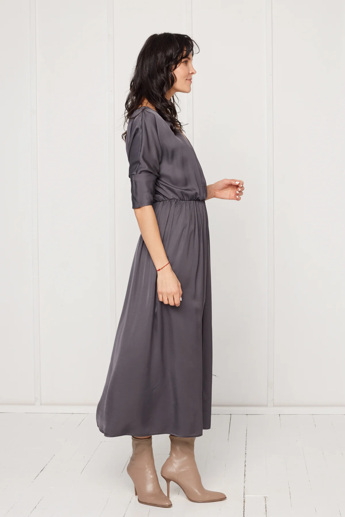 CIARA oversized kimono sleeve midi dress in dark grey - Image 3