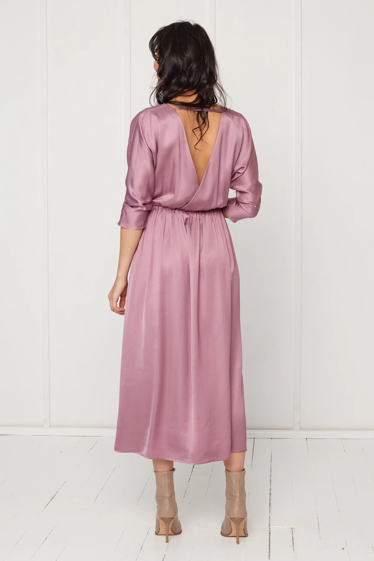 CIARA oversized kimono sleeve midi dress in purple - Image 4