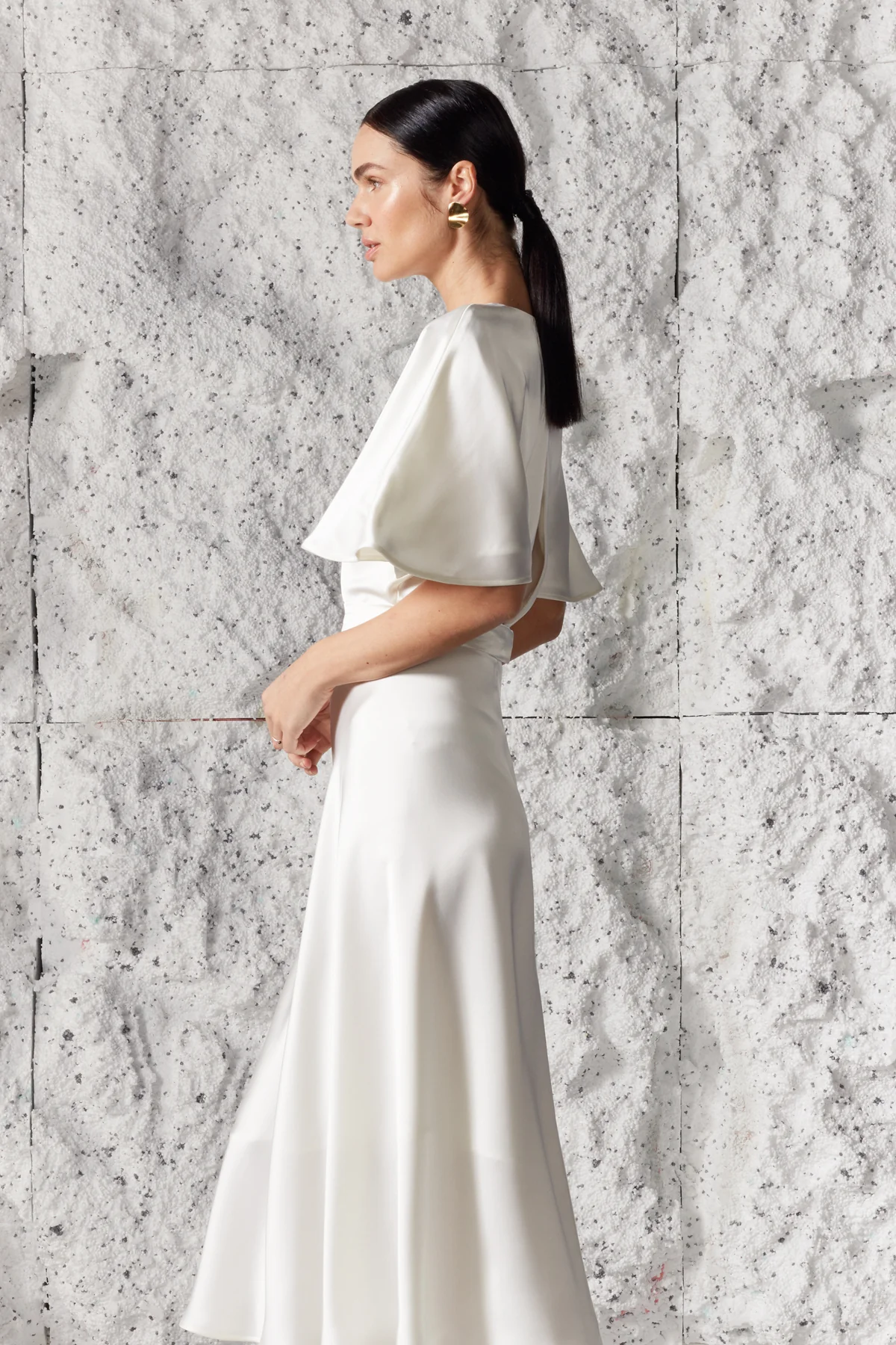 DAHLIA midi wedding dress with butterfly sleeves - Image 3