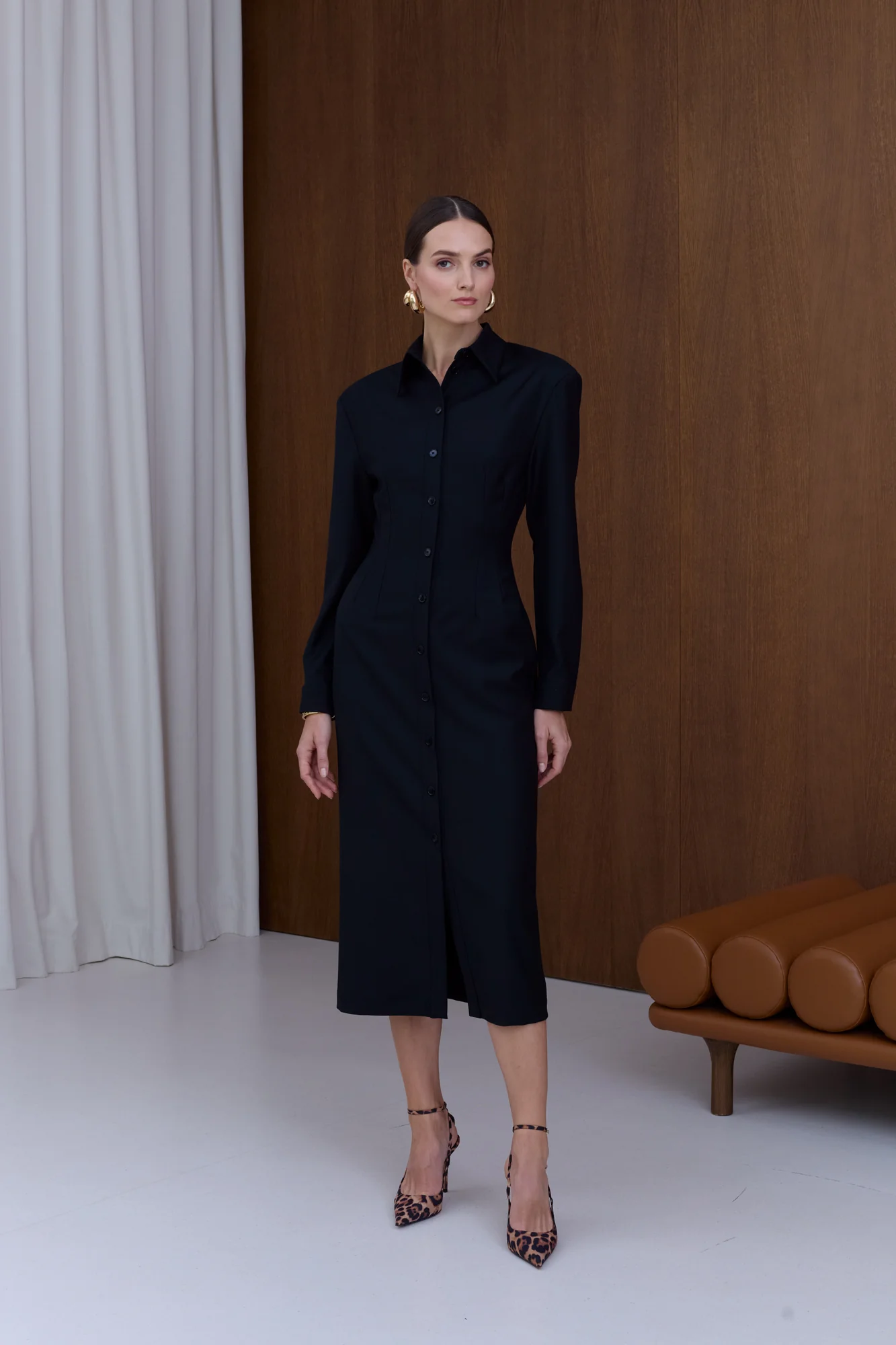 EDITH Black Wool Midi Dress - Image 3