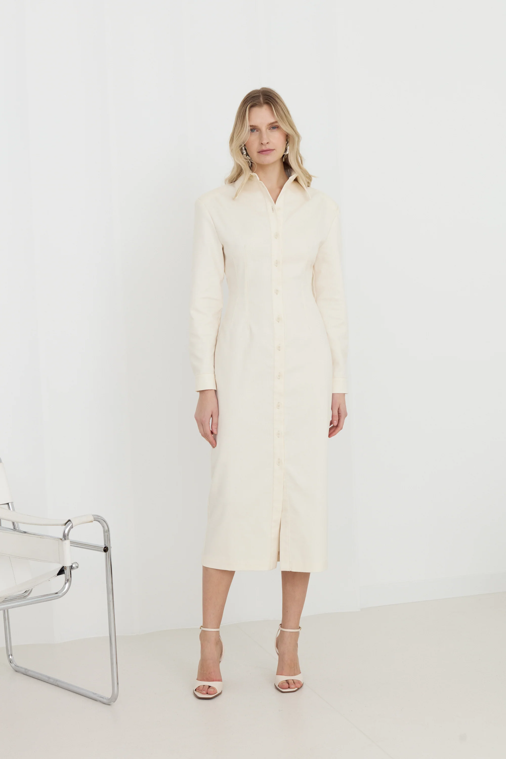 EDITH White Denim Fitted Midi Shirt Dress - Image 4
