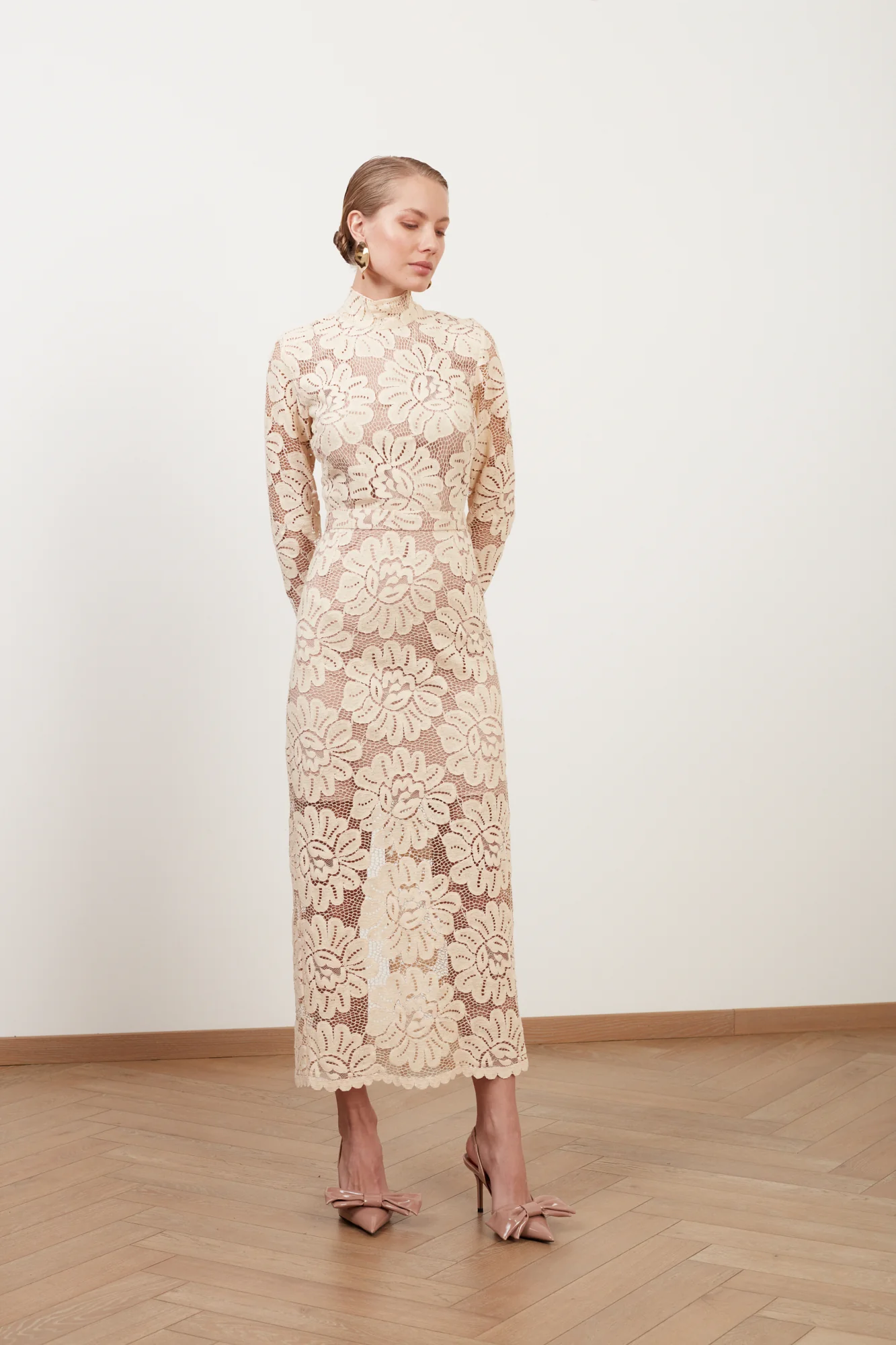 ELENA cream floral lace midi dress with turtleneck - Image 4