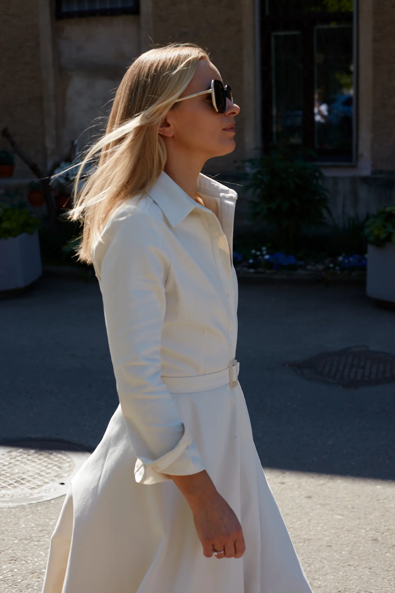 ESTI off-white classy denim shirt dress - Image 3