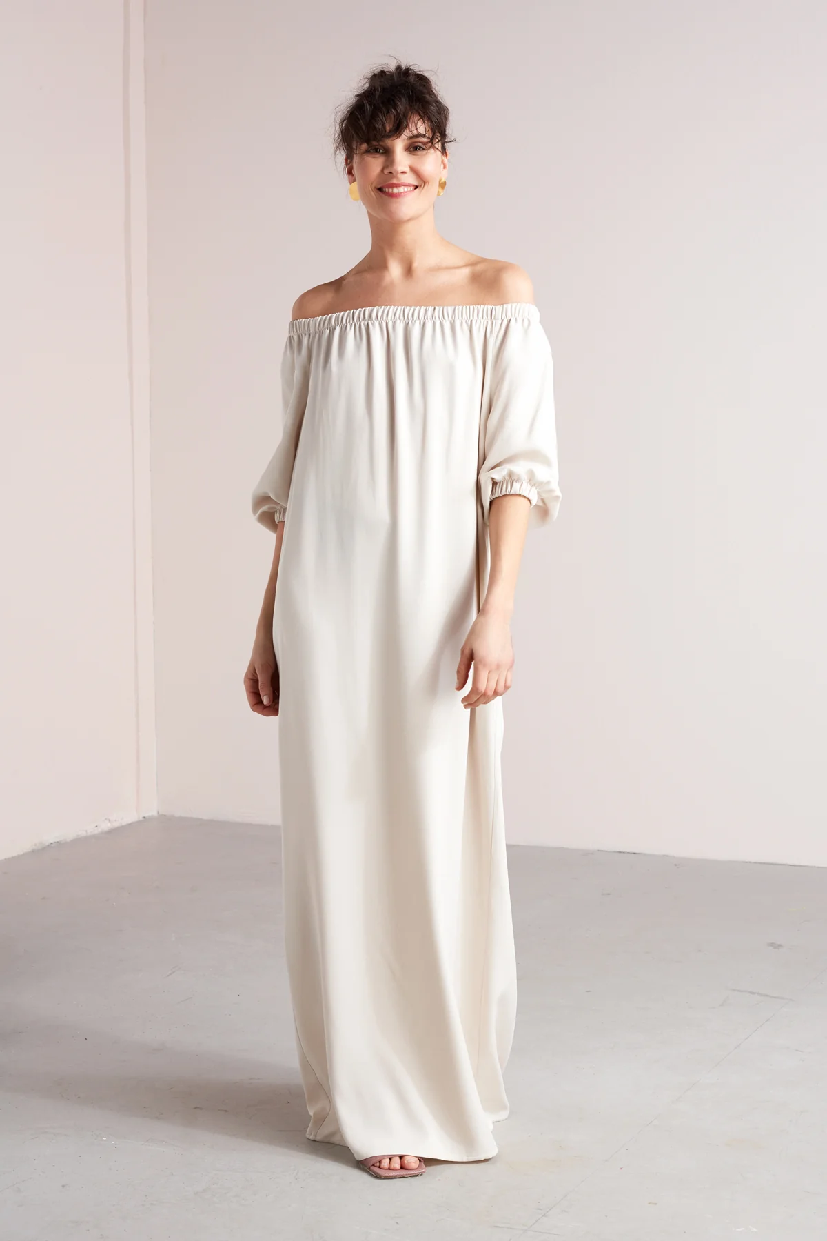 GOYA off shoulder maxi dress in pearl white - Image 4
