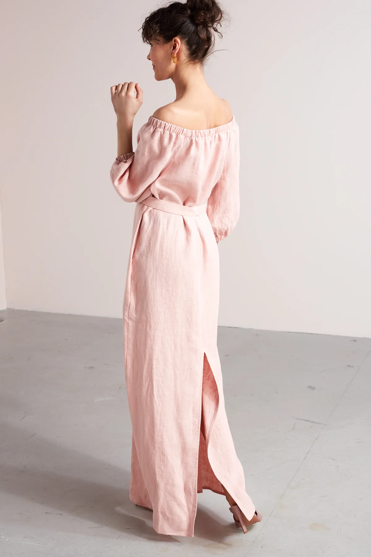 GOYA off shoulder maxi linen dress in dusty pink - Image 3