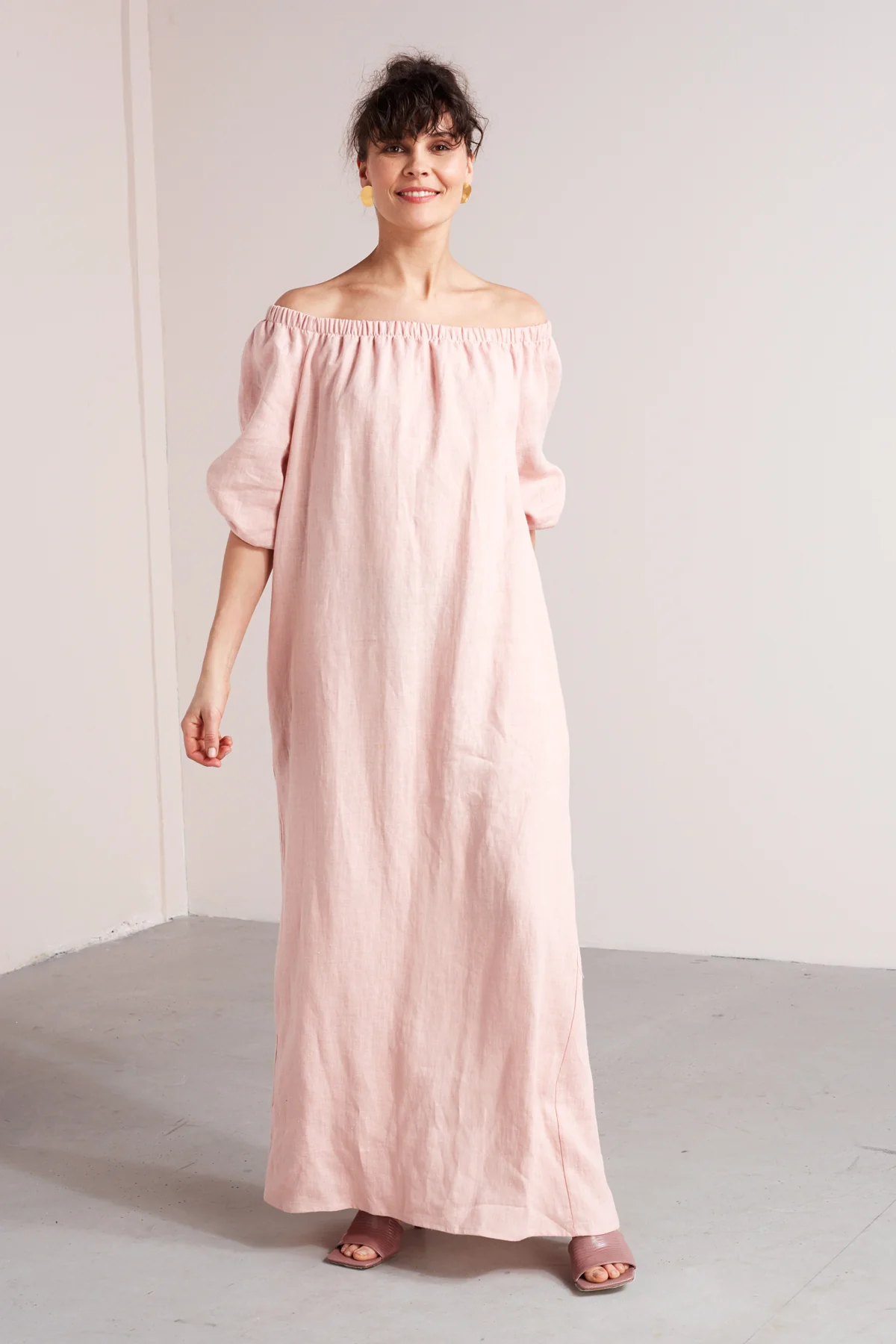 GOYA off shoulder maxi linen dress in dusty pink - Image 5