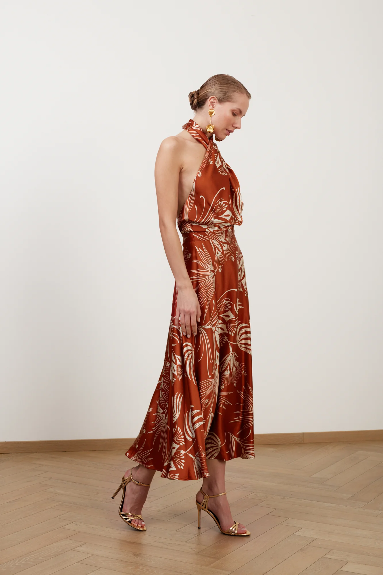HEIDI brown floral midi criss cross neck dress - Image 6