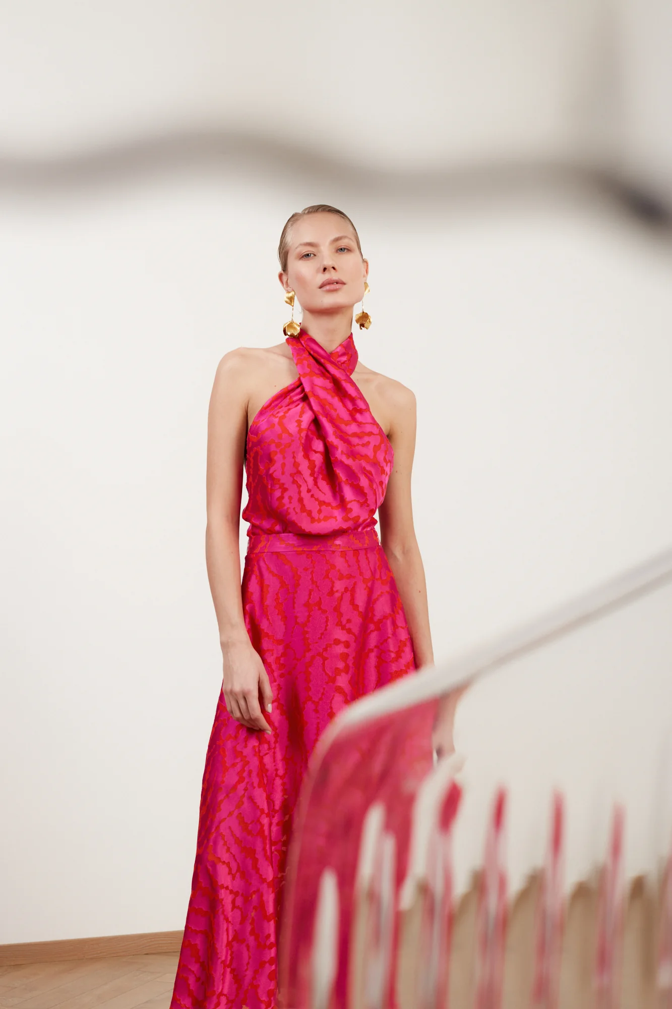 HEIDI red fuchsia print halter neck midi dress - Image 3