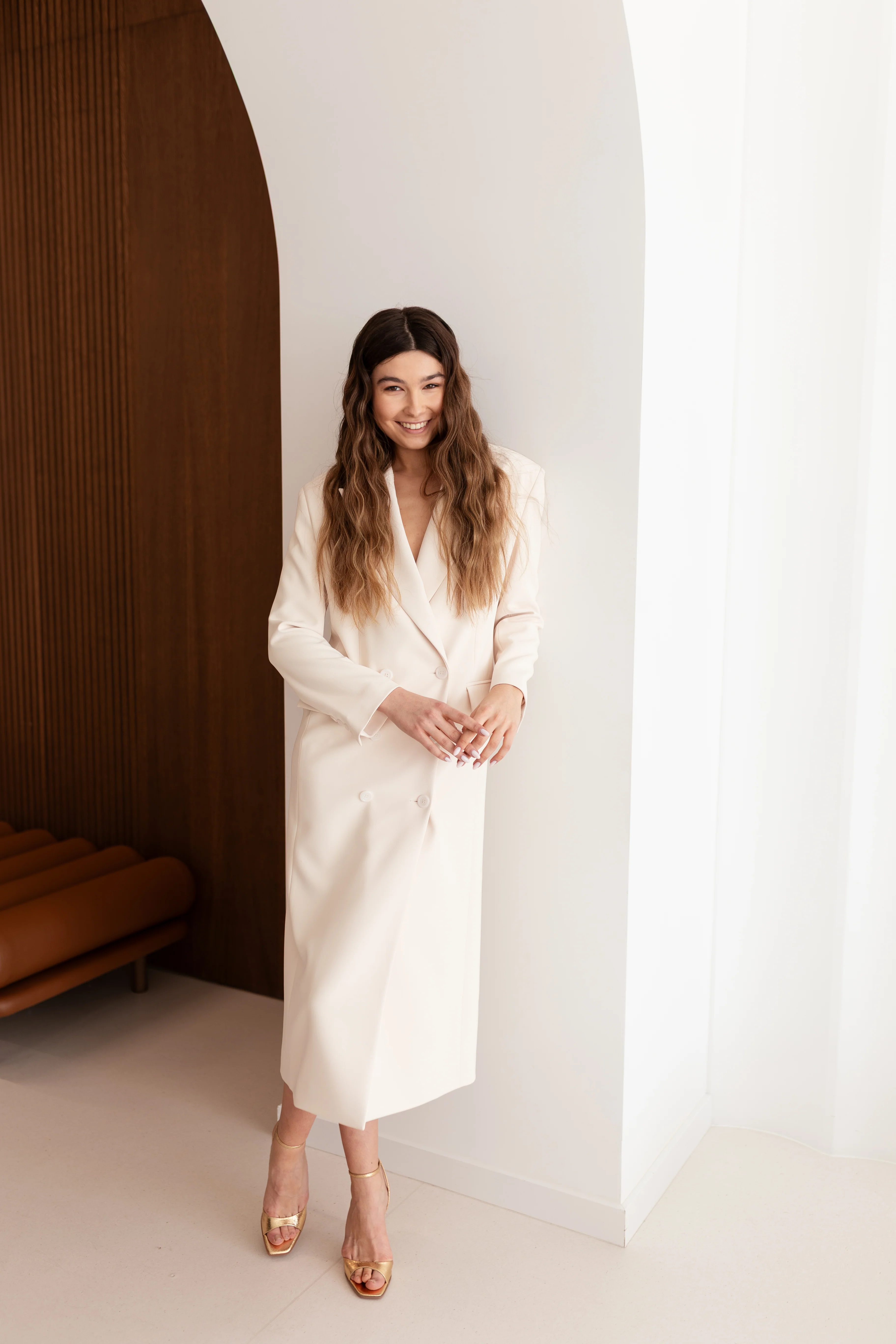 HOUDA Oversized Cream Midi Blazer Dress - Image 7