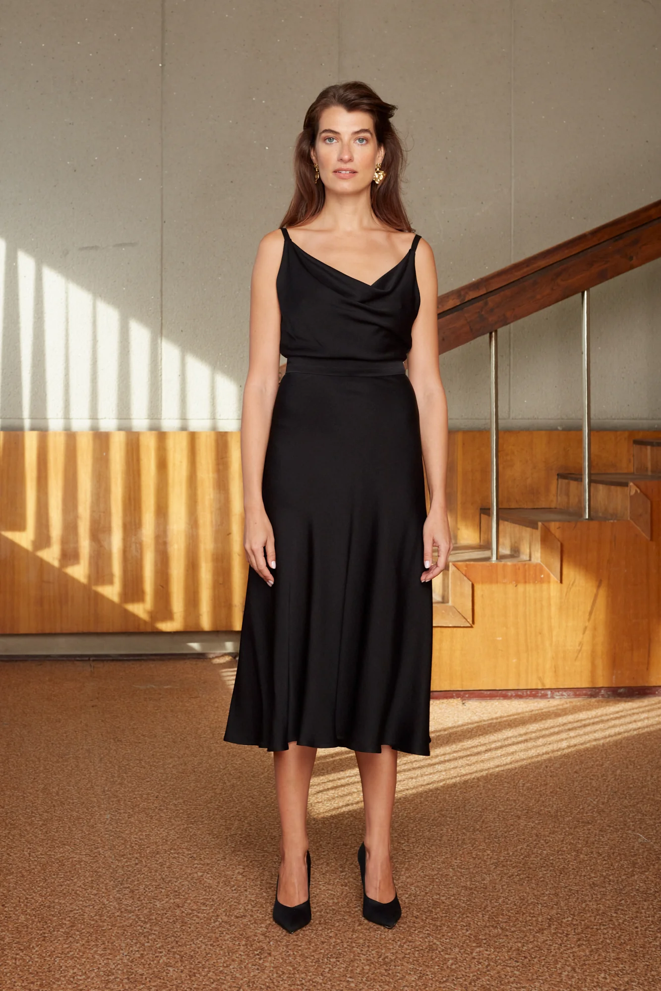 KAYLA black viscose dress with midi mermaid skirt - Image 4