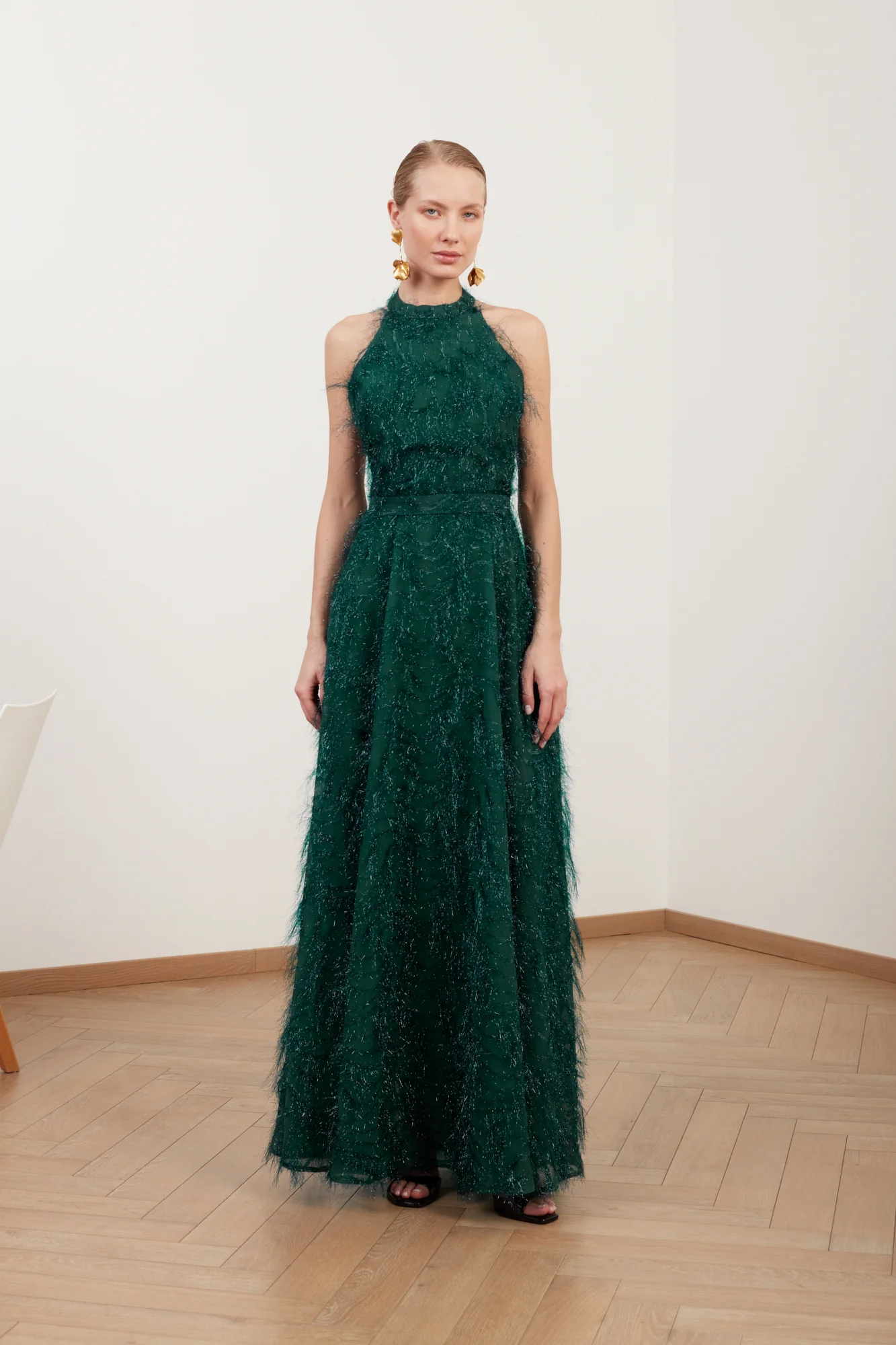 MAISSA green feather long evening gown with open back - Image 5