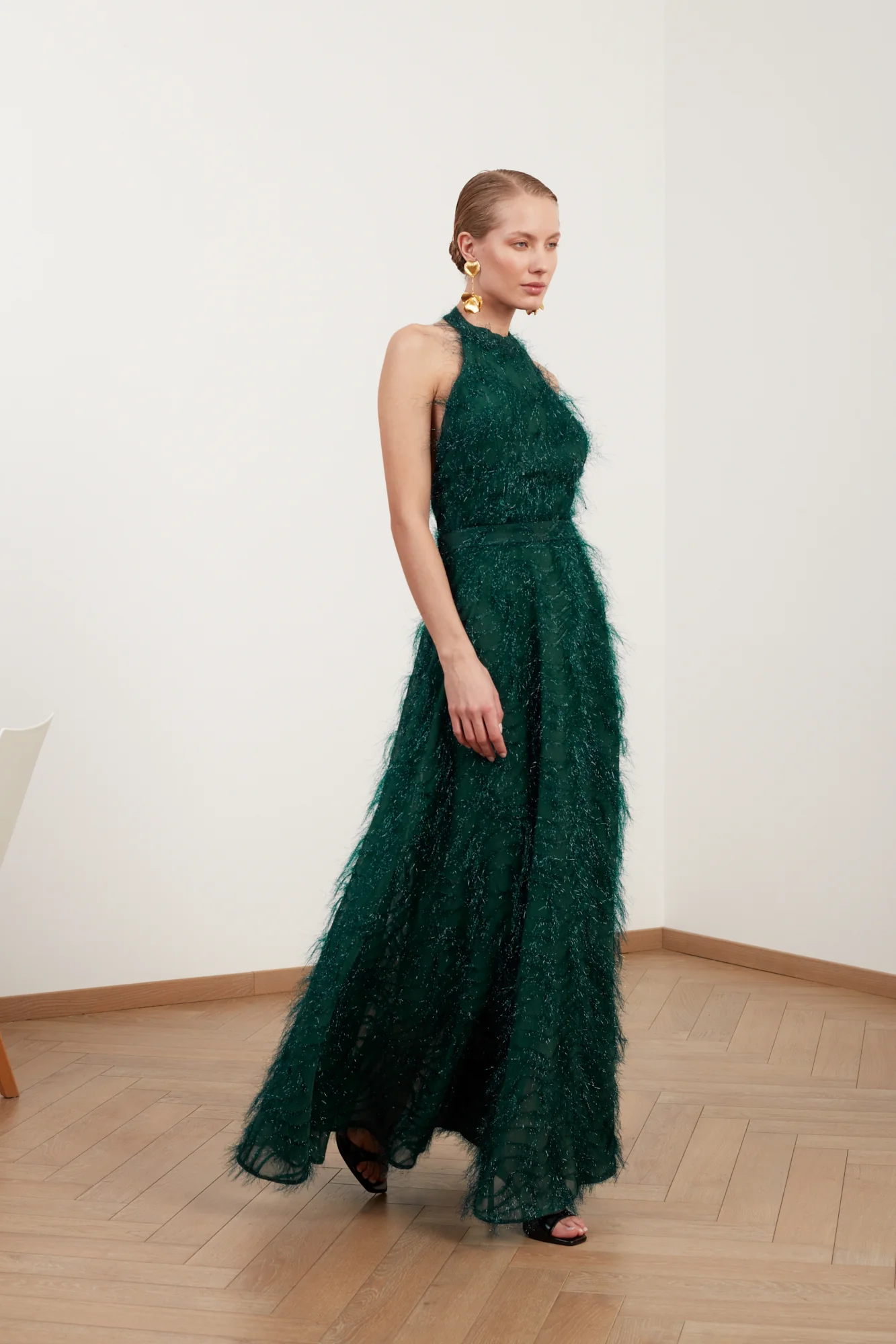 MAISSA green feather long evening gown with open back - Image 6