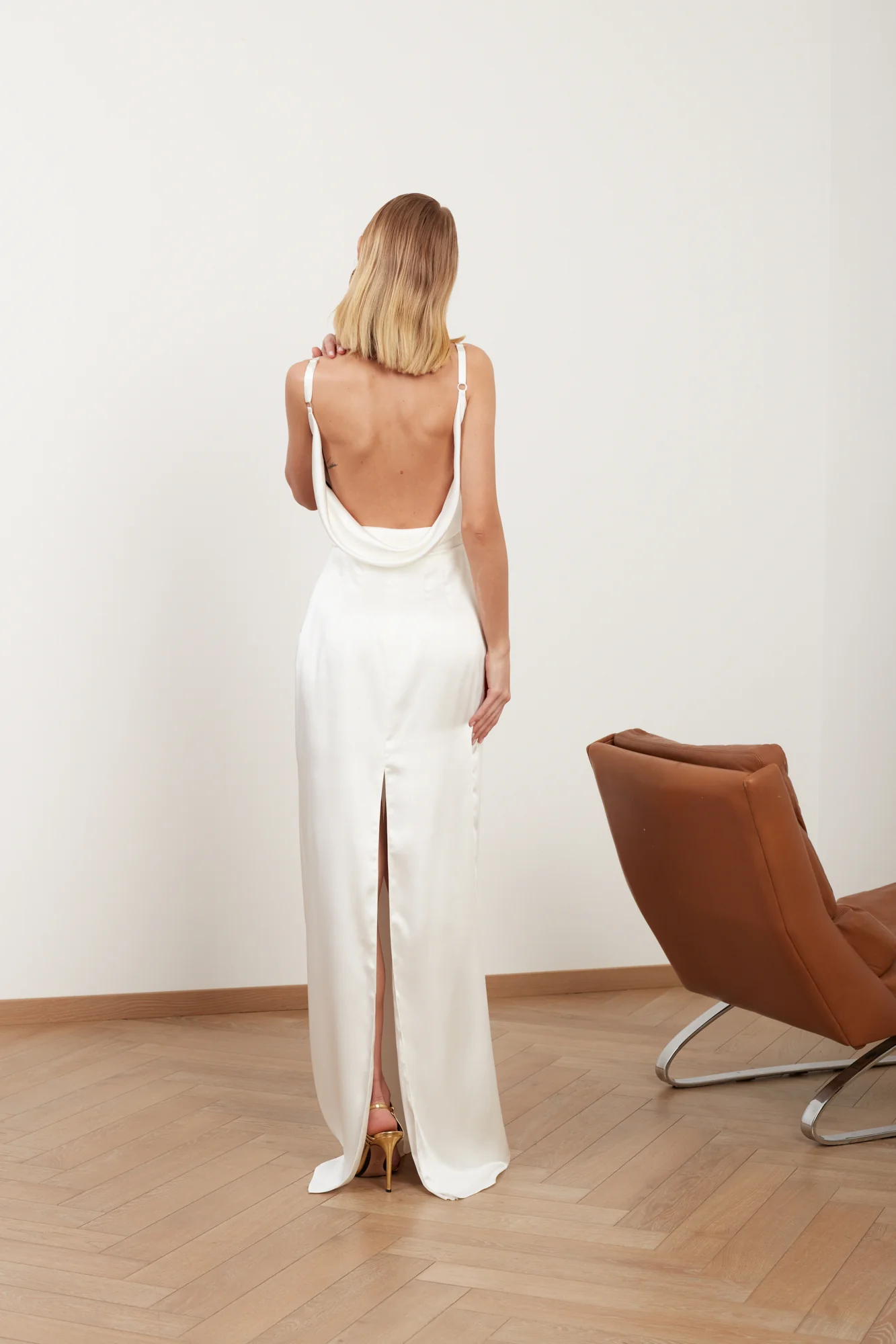 MANOA white satin long straight wedding dress - Image 2