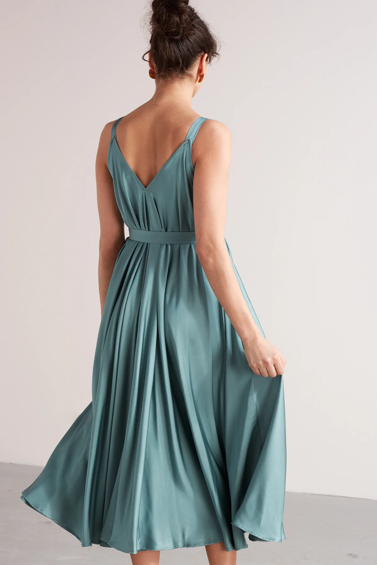 MONA fluttering midi dress in stone blue - Image 2