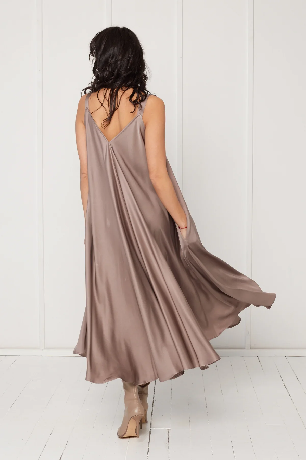 MONA fluttering midi dress in taupe - Image 3