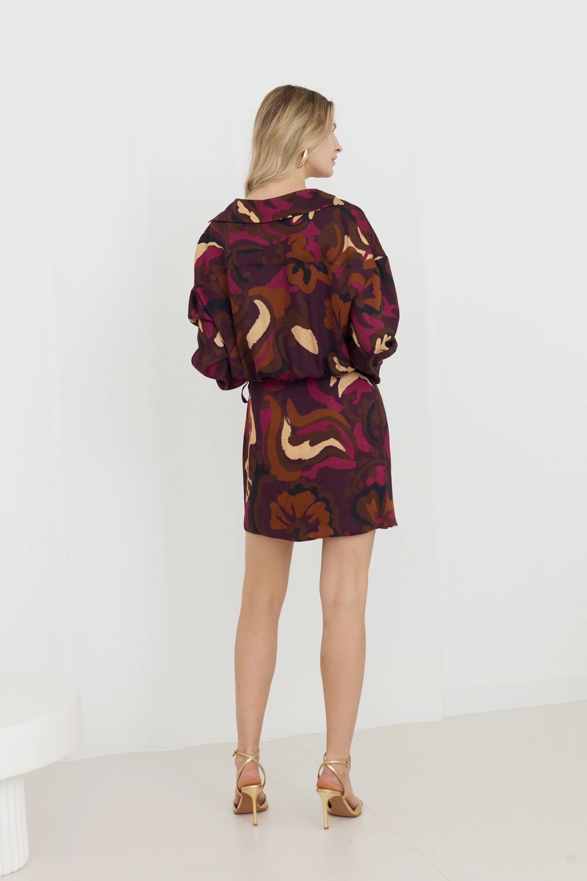 NOVA Brown Abstract Print Mini Shirt Dress With Kimono Sleeves - Image 3