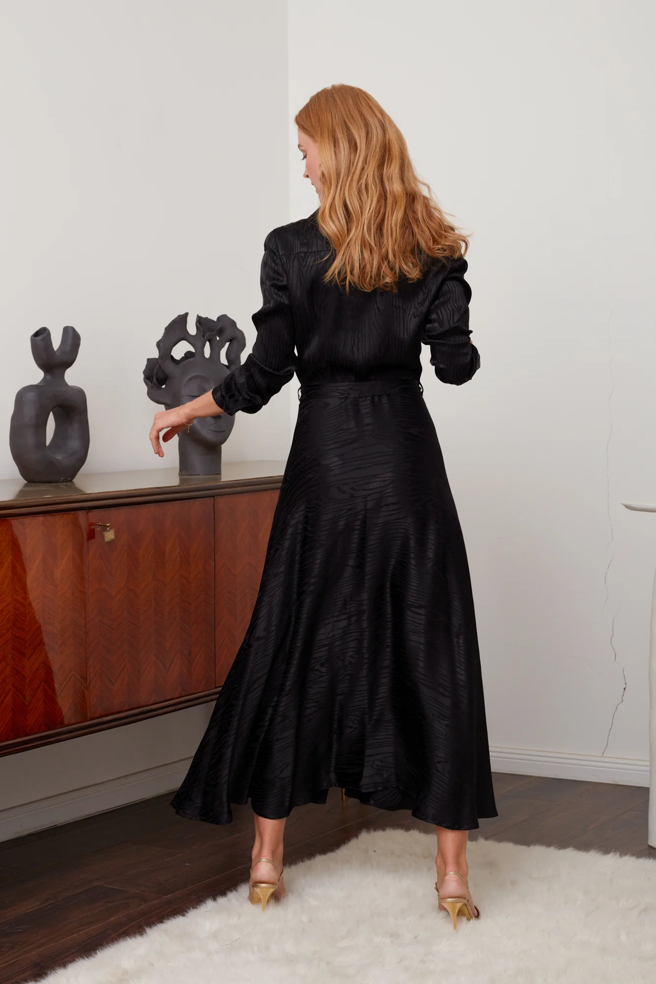 PAOLA black jacquard viscose shirt midi dress - Image 5