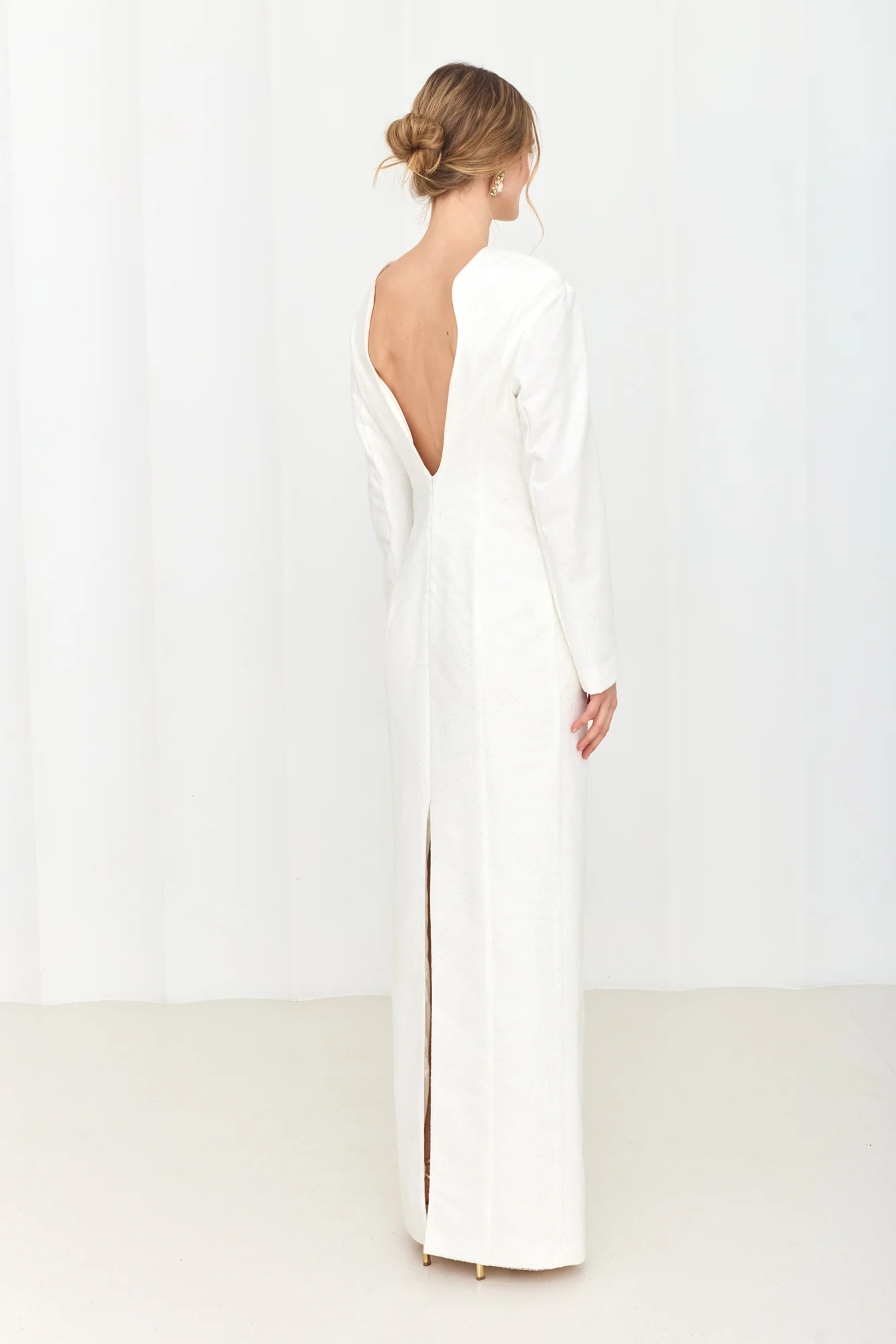 SAMANTA White Glliter Fabric Wedding Gown with Wavy Open Back - Image 5