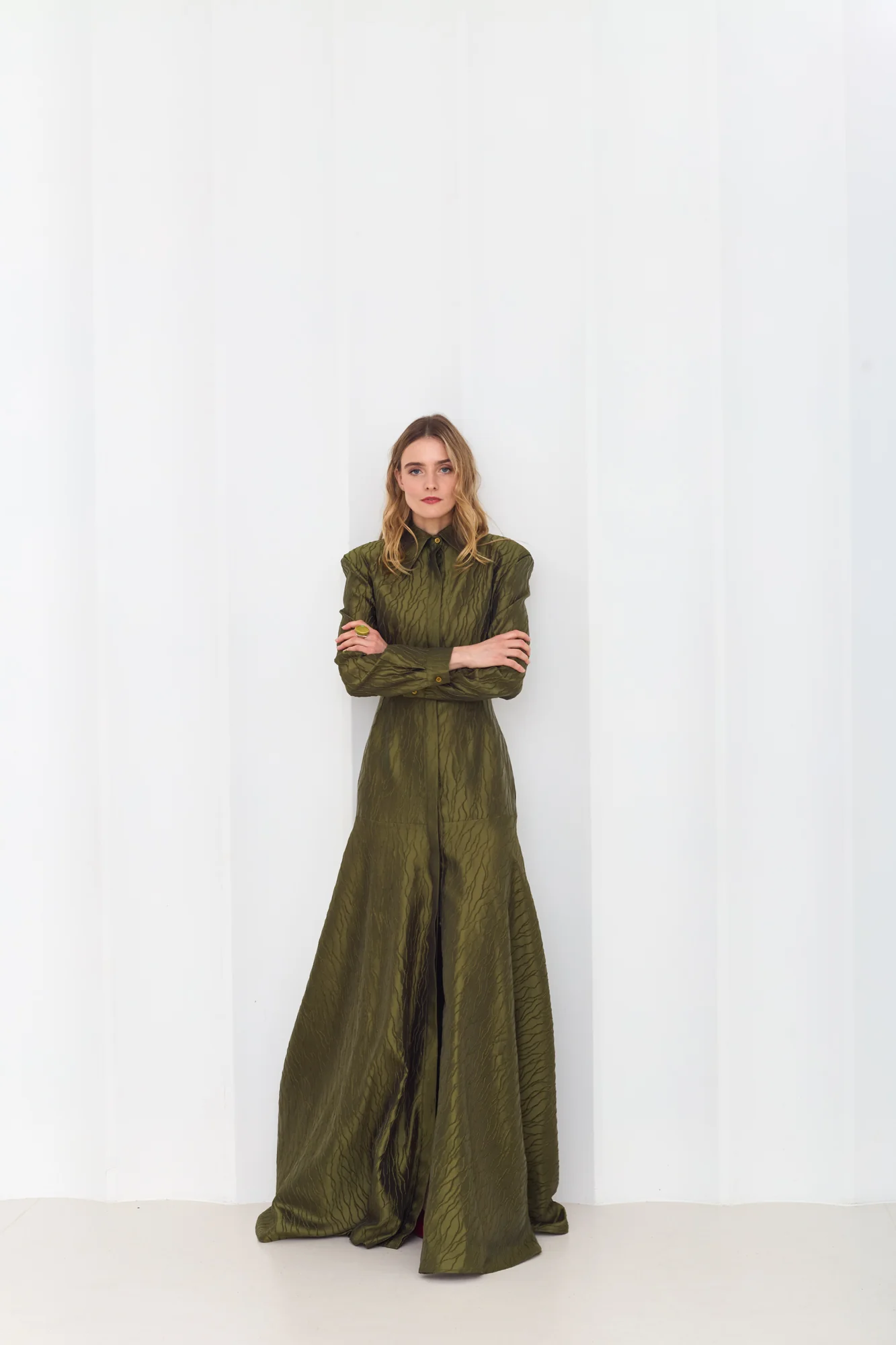 SERENA Elegant Olive Green Maxi Dress with Flared Skirt - Image 3