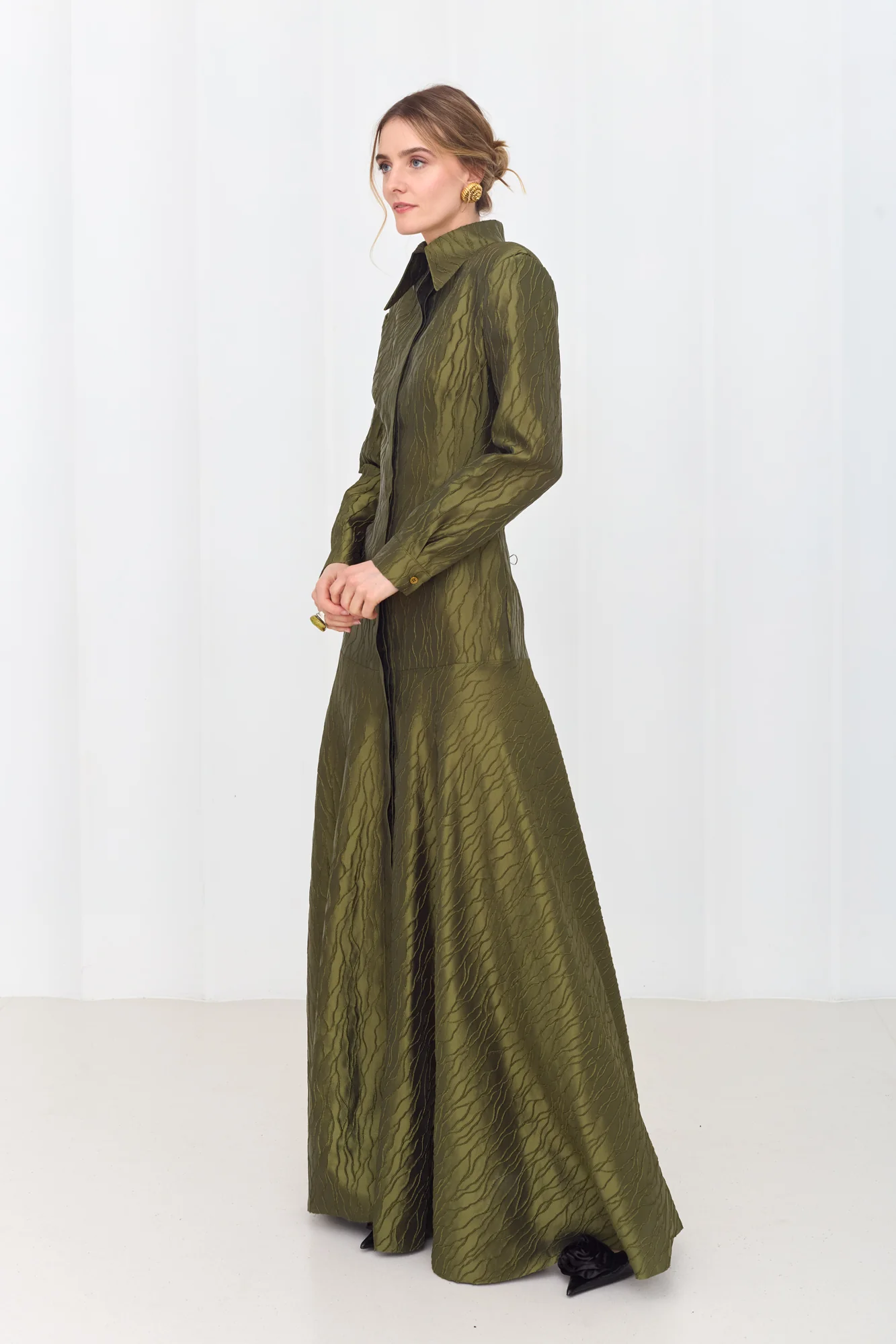 SERENA Elegant Olive Green Maxi Dress with Flared Skirt - Image 6