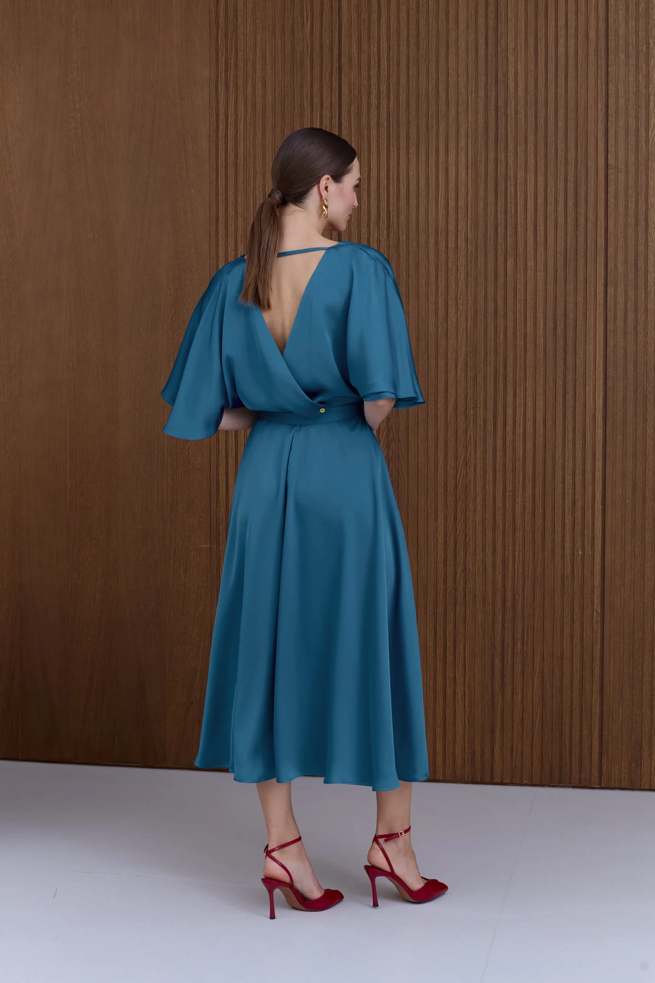 SONYA Blue Midi Cocktail Dress With Butterfly Sleeves - Image 3