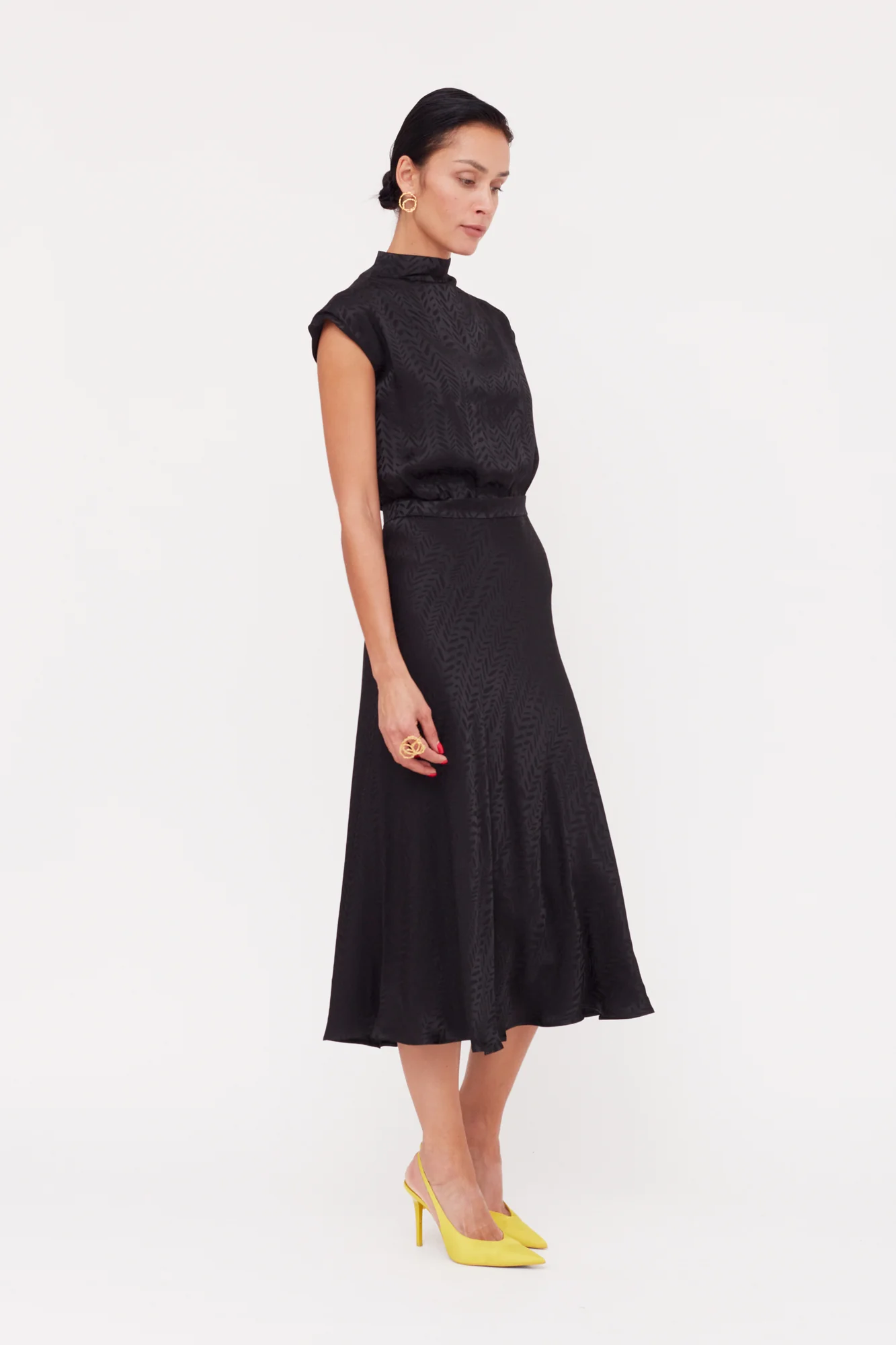 TERRA Black Floral Jacquard Midi Work To Evening Dress - Image 3