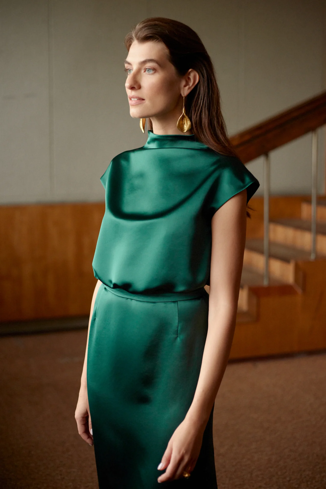 TESSA green satin kimono sleeves cocktail dress - Image 6