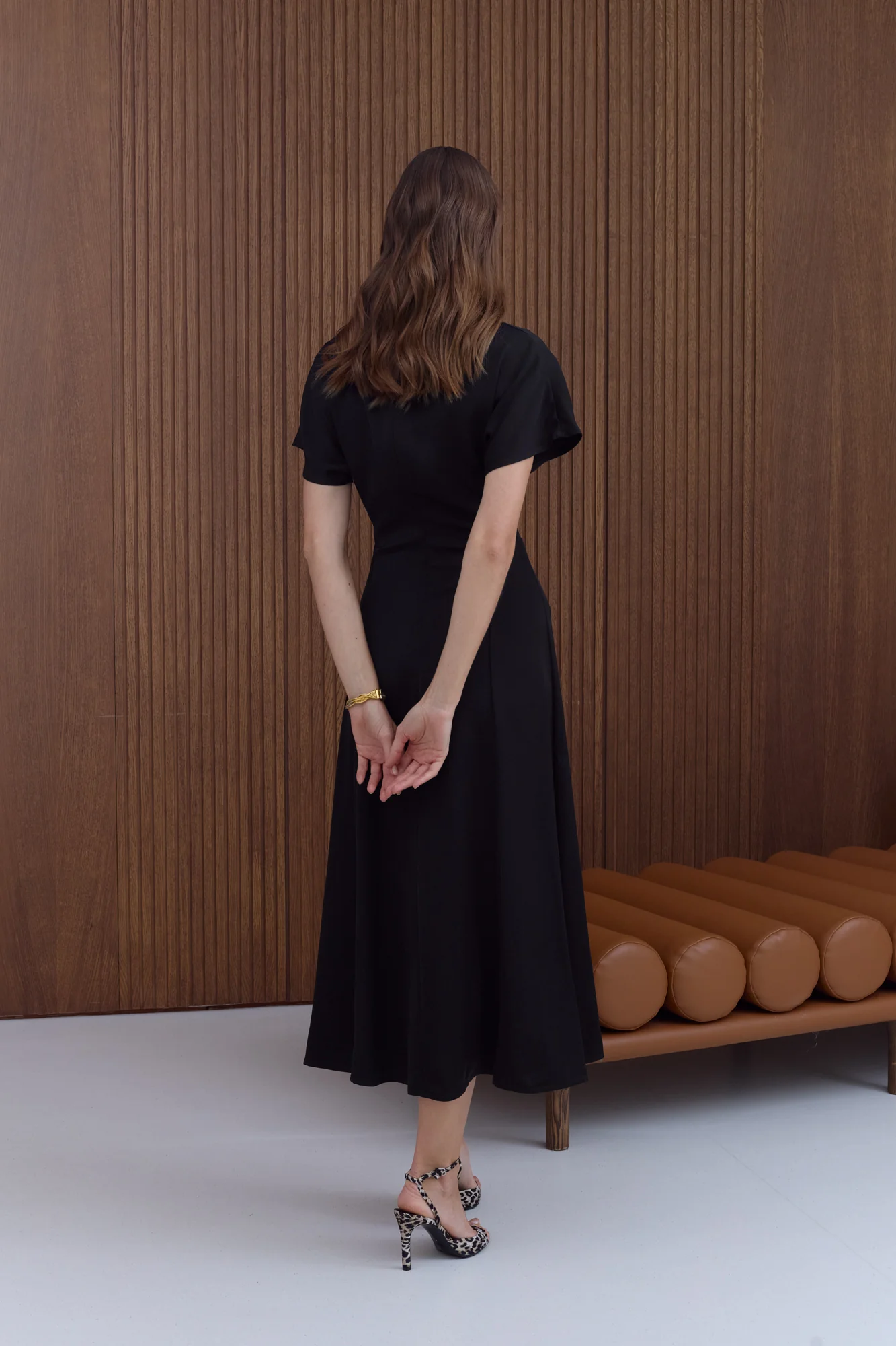TORI Black Structured Midi Dress - Image 3