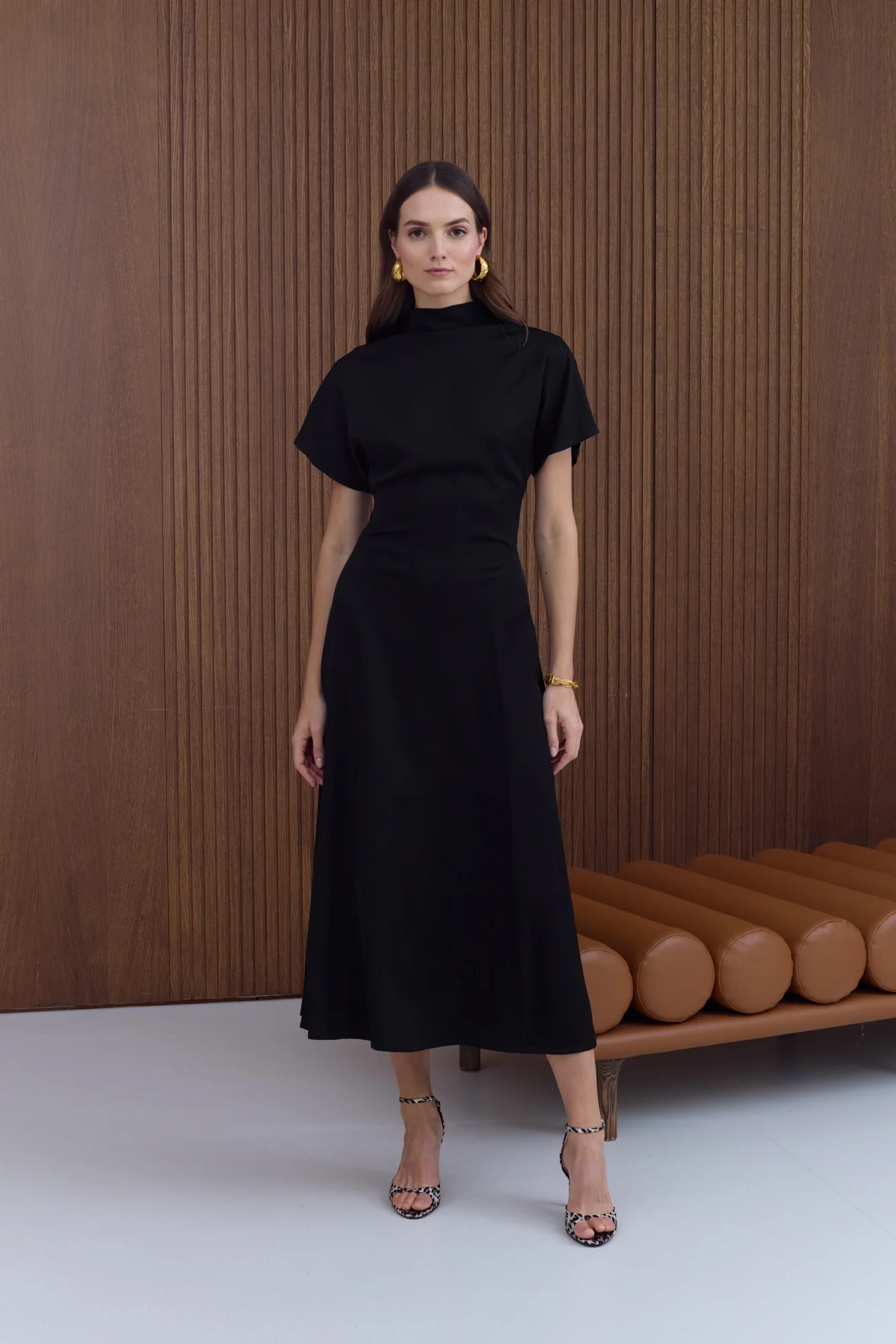 TORI Black Structured Midi Dress - Image 4