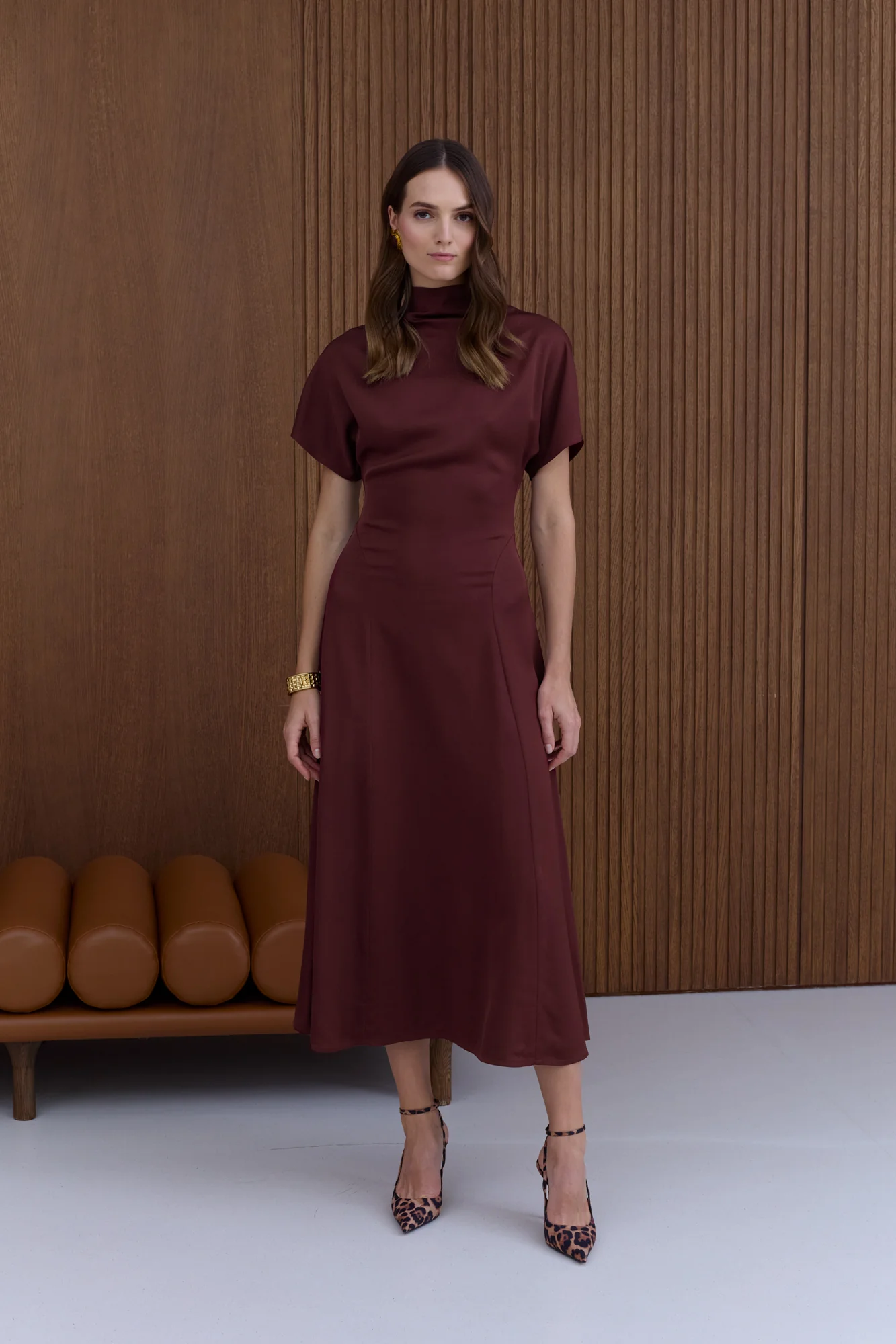 TORI Burgundy Structured Midi Dress - Image 4