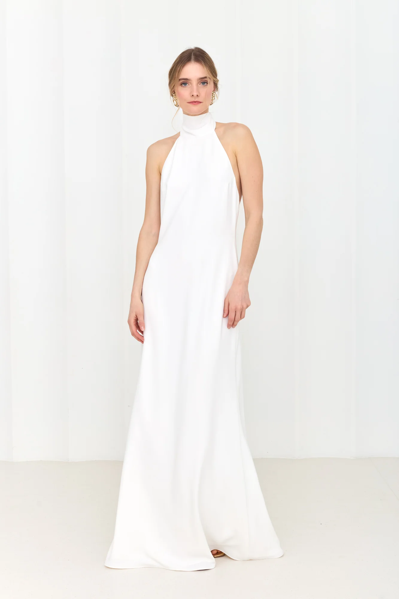 VALERIE Long White Minimalist Wedding Gown - Image 6