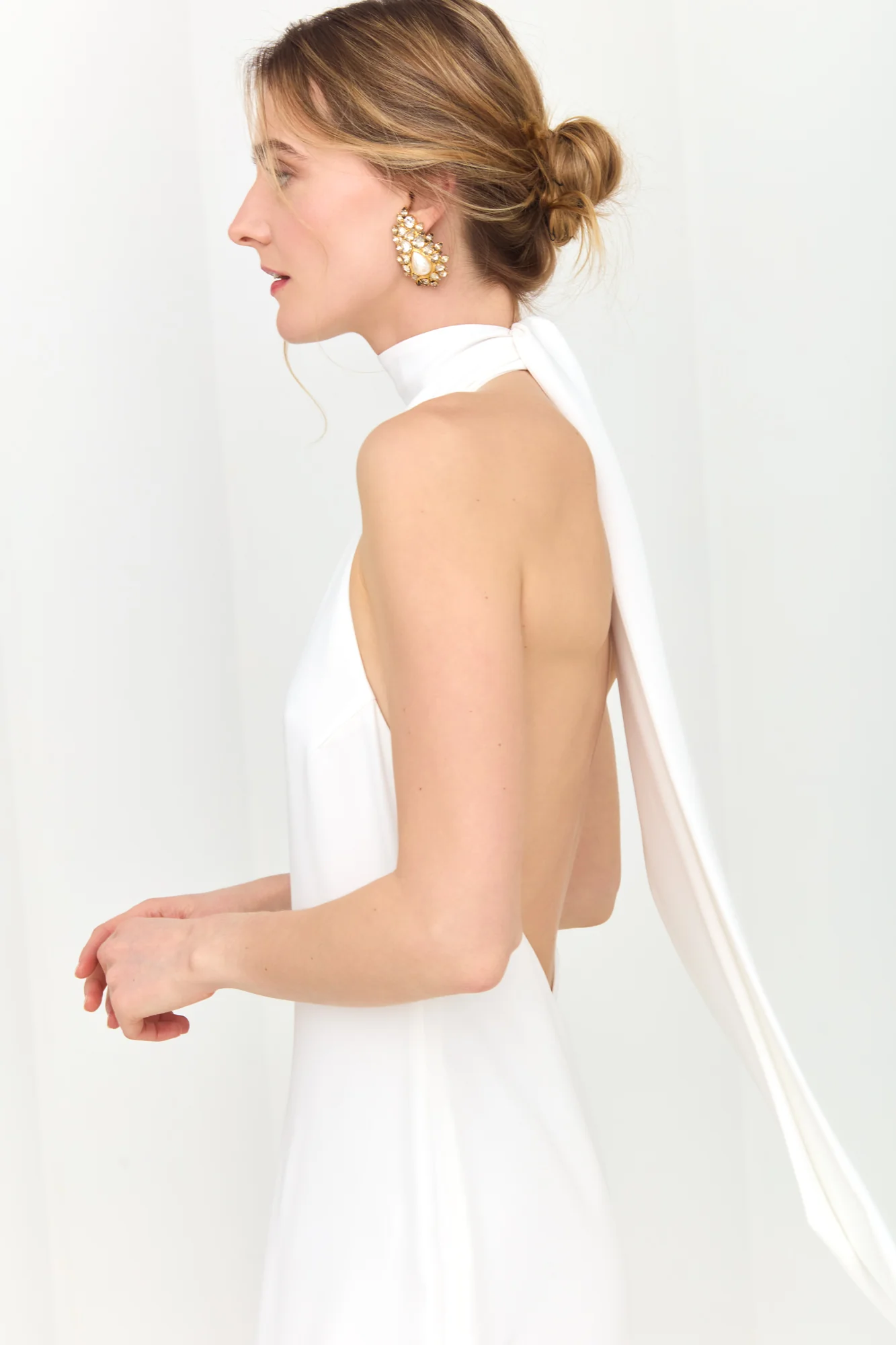 VALERIE Long White Minimalist Wedding Gown - Image 7