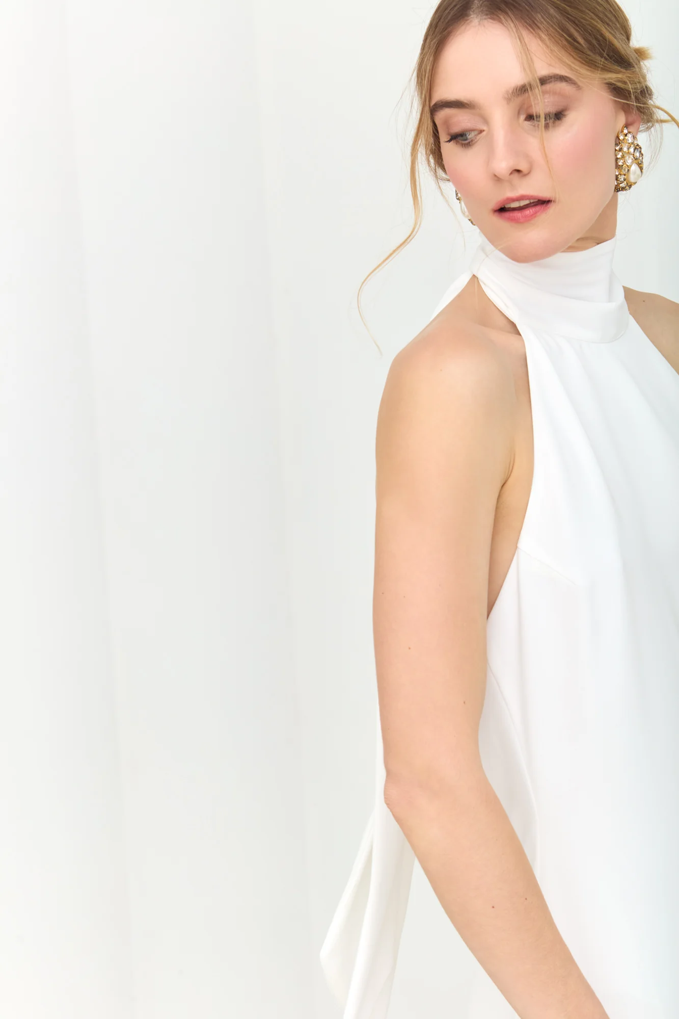 VALERIE Long White Minimalist Wedding Gown - Image 8