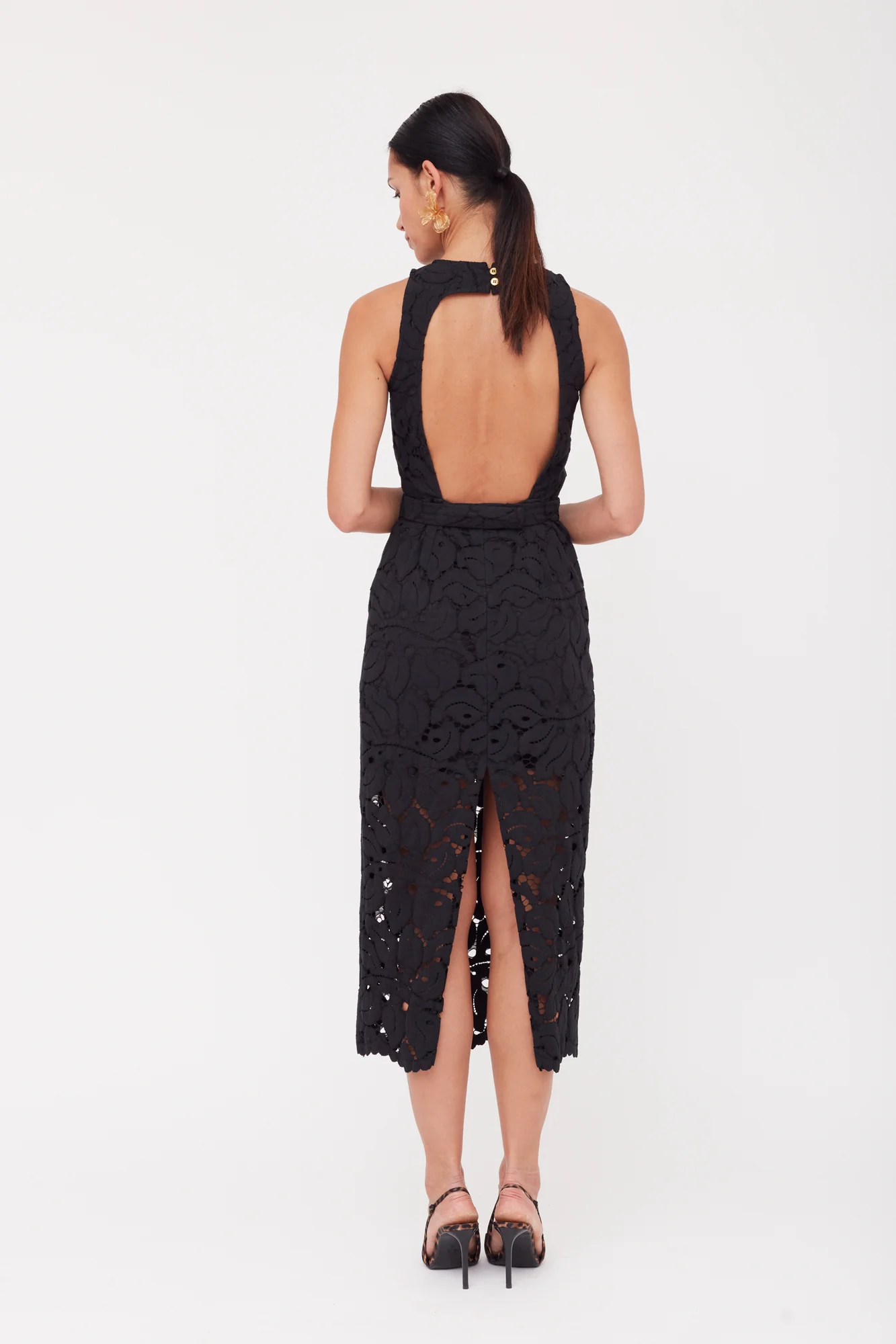 YEMA Black Floral Lace Midi Dress With Open Back - Image 3