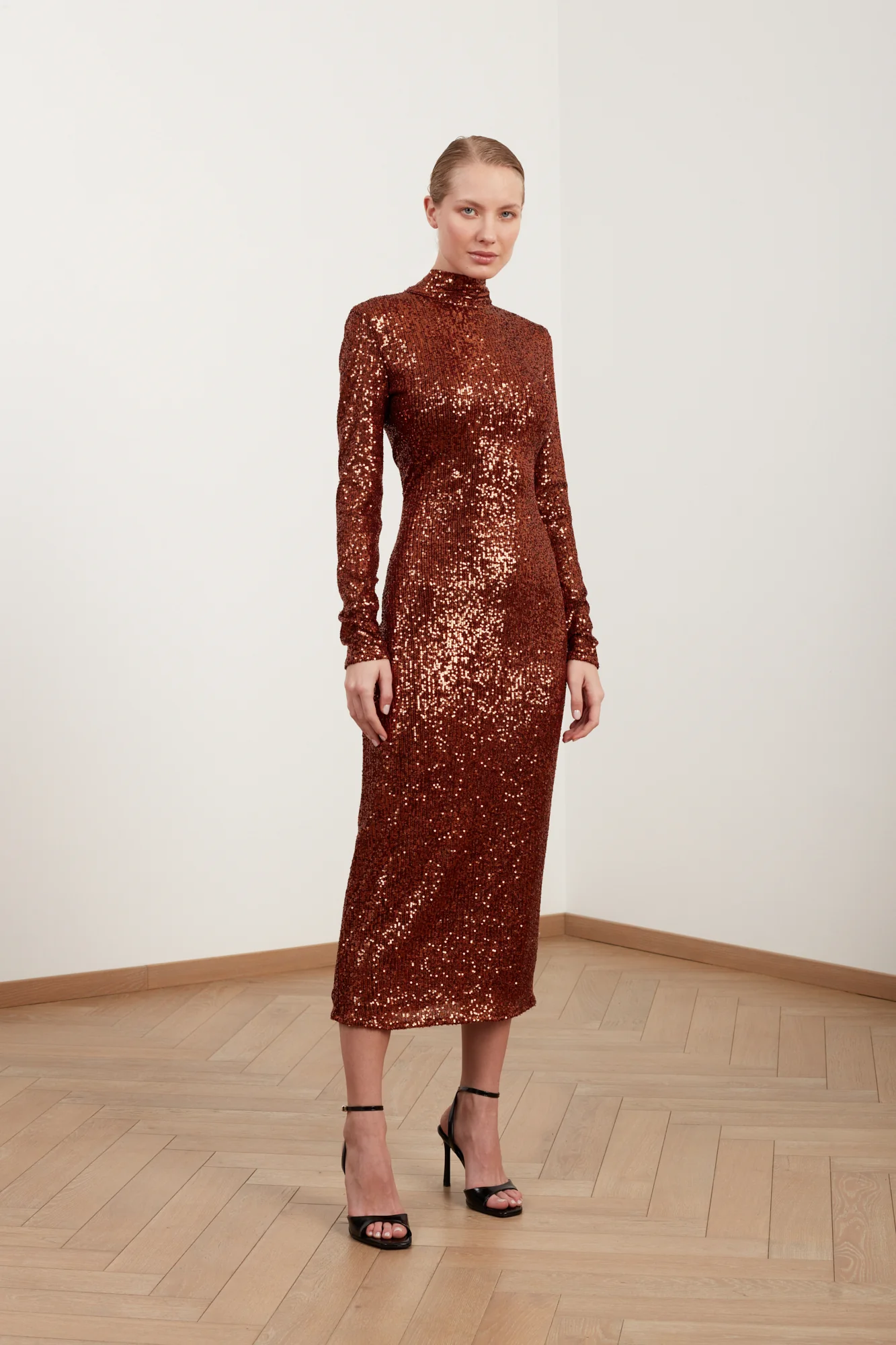 ZAHRA backless long-sleeve brown sequin midi dress - Image 3
