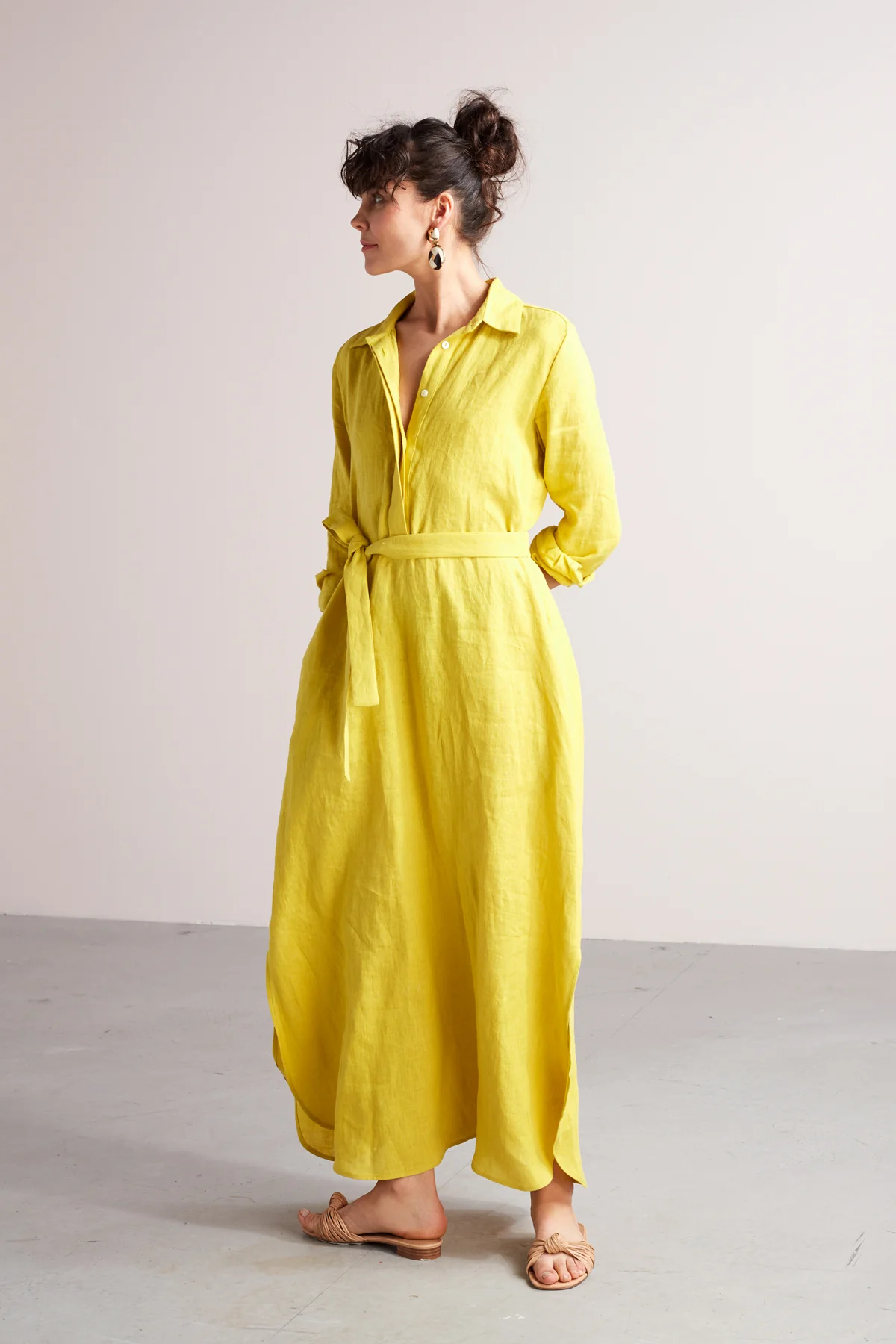 ZUMA A silhouette linen midi shirt dress in lemon yellow - Image 2